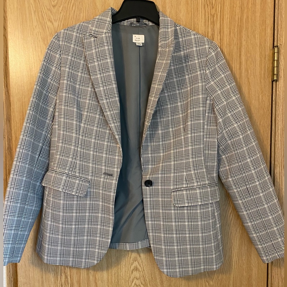 Blazer Size 10